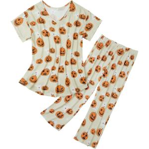 imageAmerican Trends Womens Pajama Sets Two Piece Sleep Shirt Short Sleeve Cartoon Print Pj Set Tops with Capri Pants SleepwearFlower Pumpkin